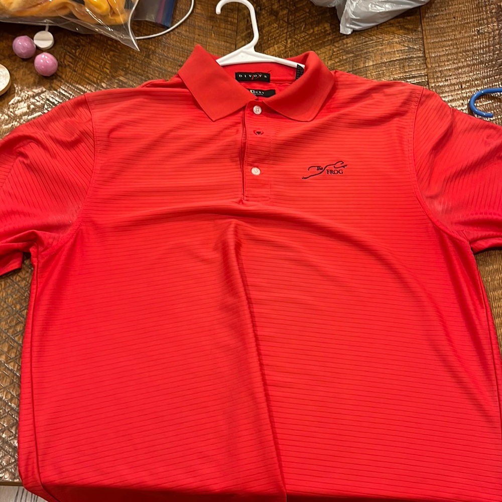 Divots Medium dry fit golf polo